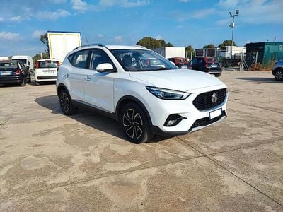 Usata MG ZS Luxury 111 CV (81 kW) 2022 Bianco Berlina
