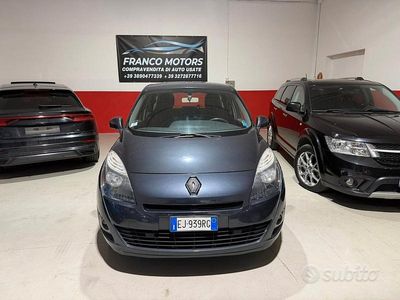 Usata Renault Scénic III Dynamique 110 CV (80 kW) 2011 Nero Monovolume