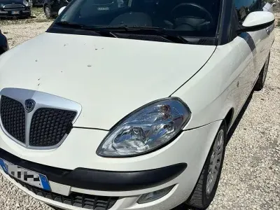 Usata Lancia Ypsilon 80 CV (58 kW) 2006 Other Utilitaria