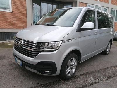 Usata VW Caravelle 150 CV (110 kW) 2020 Grigio Monovolume