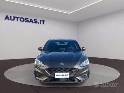 Grigio Usata 2021 Ford Focus ST-Line Berlina | 16.890 € (Buon prezzo)