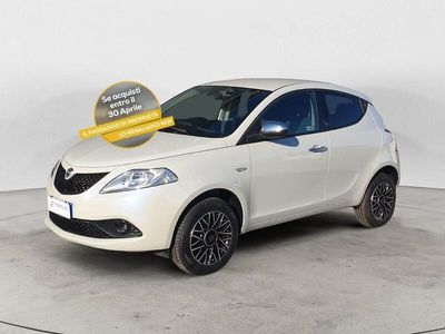 usata Lancia Ypsilon 0.9 TwinAir 5 porte Metano Ecochic Gold del 2020 usata a Ancona