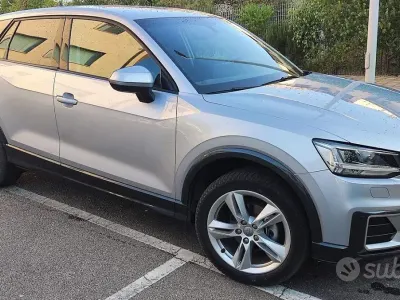 Usata Audi Q2 Admired 116 CV (85 kW) 2019 Grigio SUV