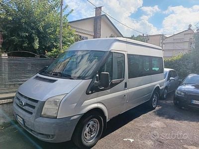 Usata Ford Transit 169 CV (124 kW) 2011 Argento Berlina