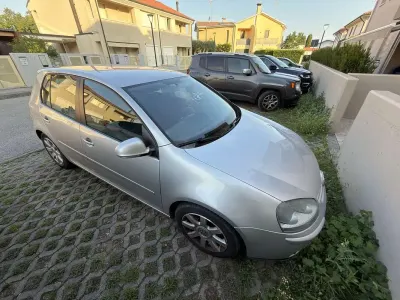 Usata VW Golf IV Comfortline 116 CV (85 kW) 2004 Grigio Berlina