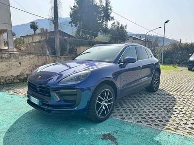 Usata Porsche Macan 265 CV (194 kW) 2023 Blu/azzurro SUV