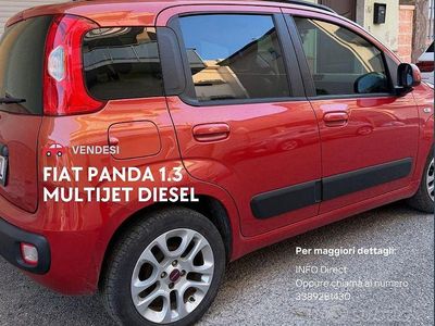 Begagnad Fiat Panda 70 HK (51 kW) 2012 Röd Halvkombi