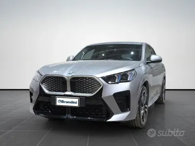 Usata BMW iX2 M Sport 67 kW (92 CV) 2025 Grigio SUV