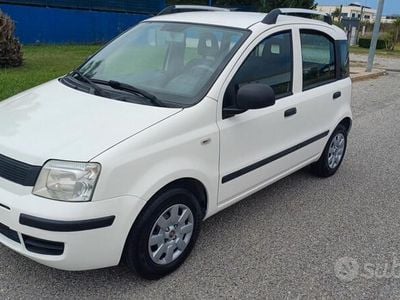 Bianco Usata 2011 Fiat Panda Dynamic Utilitaria | 4699 € (Buon prezzo)