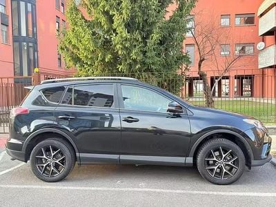 Begagnad Toyota RAV4 143 HK (105 kW) 2016 Svart SUV