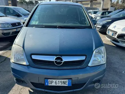 Usata Opel Meriva Cosmo 101 CV (74 kW) 2008 Grigio scuro Monovolume