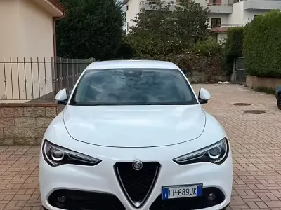 Usata Alfa Romeo Stelvio 179 CV (131 kW) 2018 Bianco SUV
