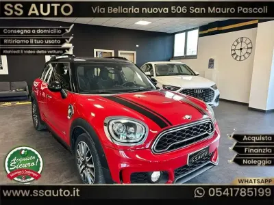 Usata Mini John Cooper Works Countryman 136 CV (100 kW) 2019 Rosso SUV