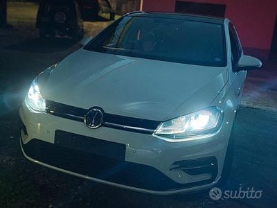Usata VW Golf VII R-line 125 CV (91 kW) 2017 Bianco Berlina