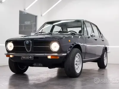 Usata Alfa Romeo Alfetta 109 CV (80 kW) 1970 Blu Berlina
