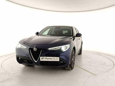 Usata Alfa Romeo Stelvio Executive 210 CV (154 kW) 2018 Blu SUV