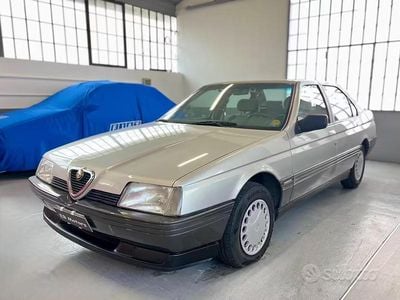 Begagnad Alfa Romeo 164 145 HK (106 kW) 1988 Grå Sedan