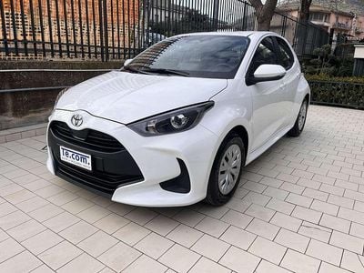 Usata Toyota Yaris Hybrid Trend 92 CV (67 kW) 2025 Bianco Berlina