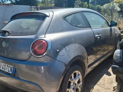 Usata Alfa Romeo MiTo 120 CV (88 kW) 2011 Grigio Utilitaria