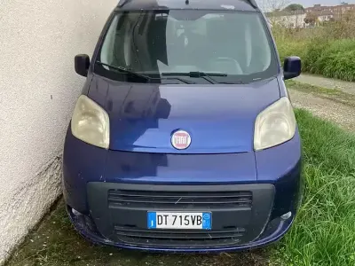 Usata Fiat Qubo Trekking 75 CV (55 kW) 2009 Blu Monovolume