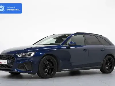 Usado Audi A4 S-Line 163 CV (119 kW) 2021 Azul Familiar