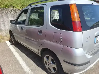 Usata Subaru Justy 94 CV (69 kW) 2007 Grigio Utilitaria