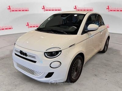 Nuova Fiat 500 La Prima 65 CV (47 kW) 2026 Bianco Berlina