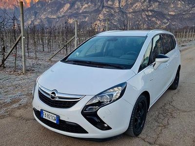 Usata Opel Zafira Tourer Cosmo 170 CV (125 kW) 2015 Bianco Monovolume