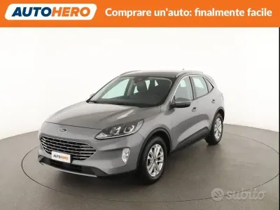 Usata Ford Kuga 120 CV (88 kW) 2021 Grigio SUV