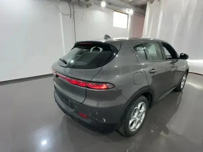 Usata Alfa Romeo Tonale Sprint 131 CV (96 kW) 2023 Grigio vesuvio SUV