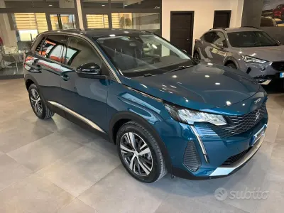 Usata Peugeot 3008 Allure 131 CV (96 kW) 2022 Blu SUV