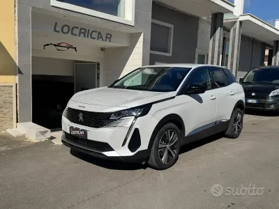 Usata Peugeot 3008 Allure 131 CV (96 kW) 2022 Bianco SUV