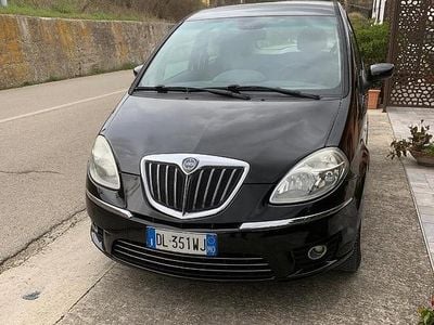 Usata Lancia Musa 77 CV (56 kW) 2008 Nero Monovolume