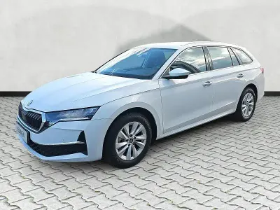 Käytetty Skoda Octavia 150 HP (110 kW) 2025 Valkoinen
