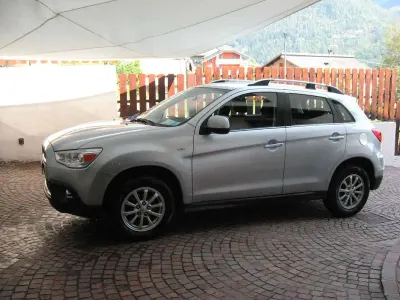 Usata Mitsubishi ASX Invite 150 CV (110 kW) 2013 Argento SUV
