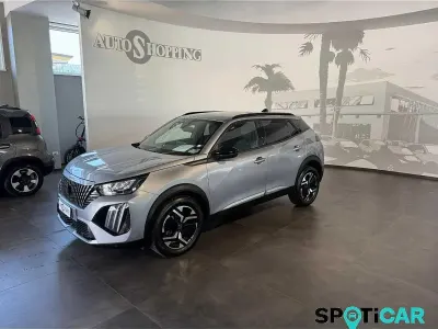 Usata Peugeot 2008 Allure 100 CV (73 kW) 2025 Grigio SUV