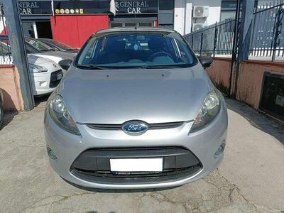 Usata Ford Fiesta 68 CV (50 kW) 2009 Argento Utilitaria
