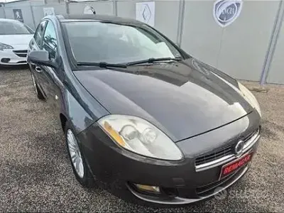 Usata Fiat Bravo 65 CV (47 kW) 2011 Grigio Utilitaria