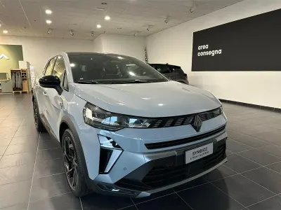 Nuova Renault Clio Evolution 109 CV (80 kW) 2026 Grigio Utilitaria
