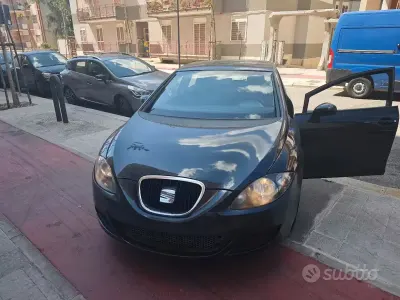 Usata Seat Leon 110 CV (80 kW) 2005 Nero Utilitaria
