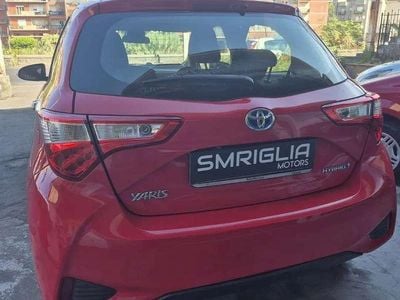 Usata Toyota Yaris Hybrid Active 73 CV (53 kW) 2018 Berlina