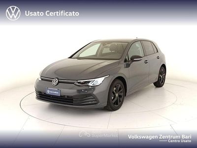 Gray Usata 2024 VW Golf Life Berlina | 24.800 € (Ottimo prezzo)