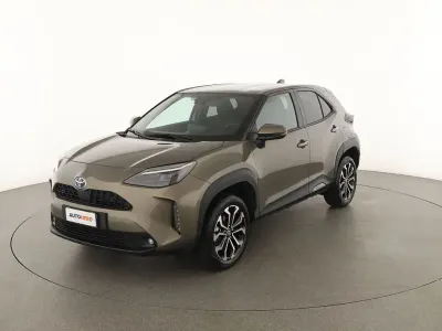 Usata Toyota Yaris Trend 116 CV (85 kW) 2022 Verde Utilitaria