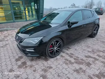 Begagnad Seat Leon CUPRA 300 HK (220 kW) 2017 Svart Sedan