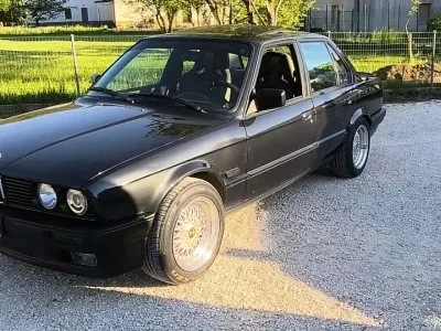 Usata BMW 320 Efficient Dynamics 209 CV (153 kW) 1989 Nero Berlina