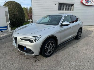 Usata Alfa Romeo Stelvio Veloce 210 CV (154 kW) 2021 Grigio SUV