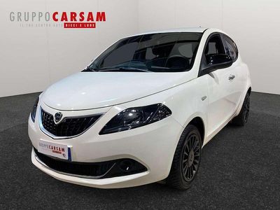 Usata Lancia Ypsilon Silver 69 CV (50 kW) 2022 Bianco Utilitaria
