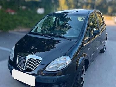 Usata Lancia Musa 95 CV (69 kW) 2005 Nero Monovolume