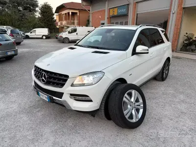 Usata Mercedes ML250 204 CV (150 kW) 2012 Bianco SUV