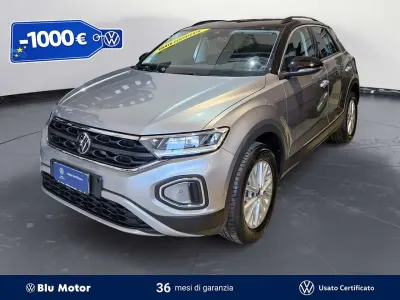 Usata VW T-Roc Life 150 CV (110 kW) 2025 Pyrit silver metallizzato nero SUV